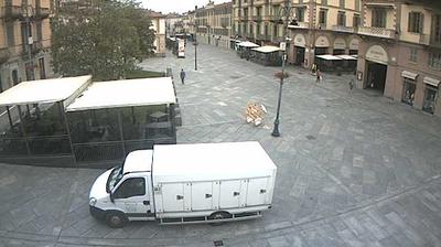 Preview delle webcam di Saluzzo: piazza Vineis