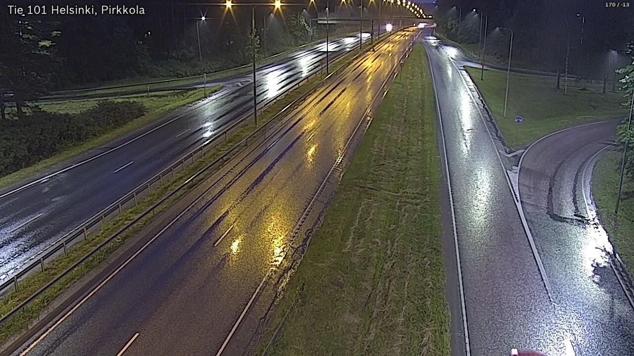 Traffic Cam Helsinki: Tie 101 - Pirkkola - Tie 3 Helsinkiin