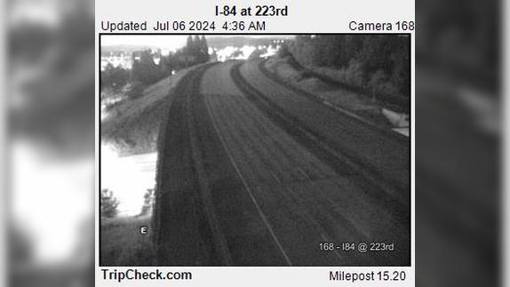 Traffic Cam Fairview: I-84 at 223rd
