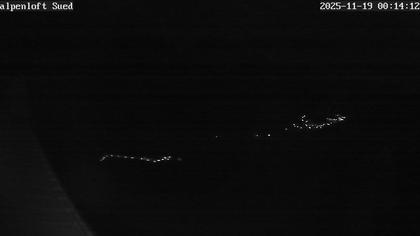 Sins (Sent) › Süden: Alpenloft 4-8 Bett-Ferienwohnung oder Studio mit Bad Ab CHF 532.- die Woche