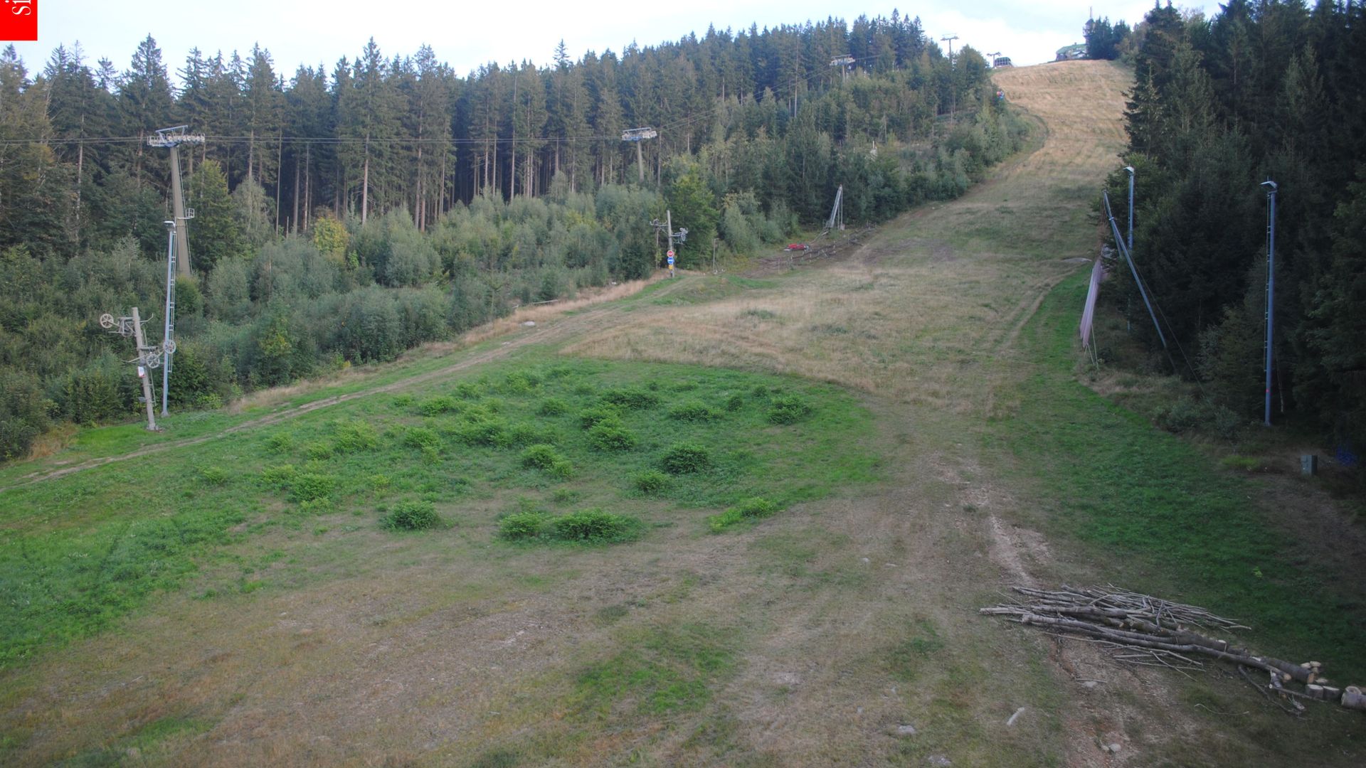 Traffic Cam Tanvald › South: Ski Areál Tanvaldský Špičák II