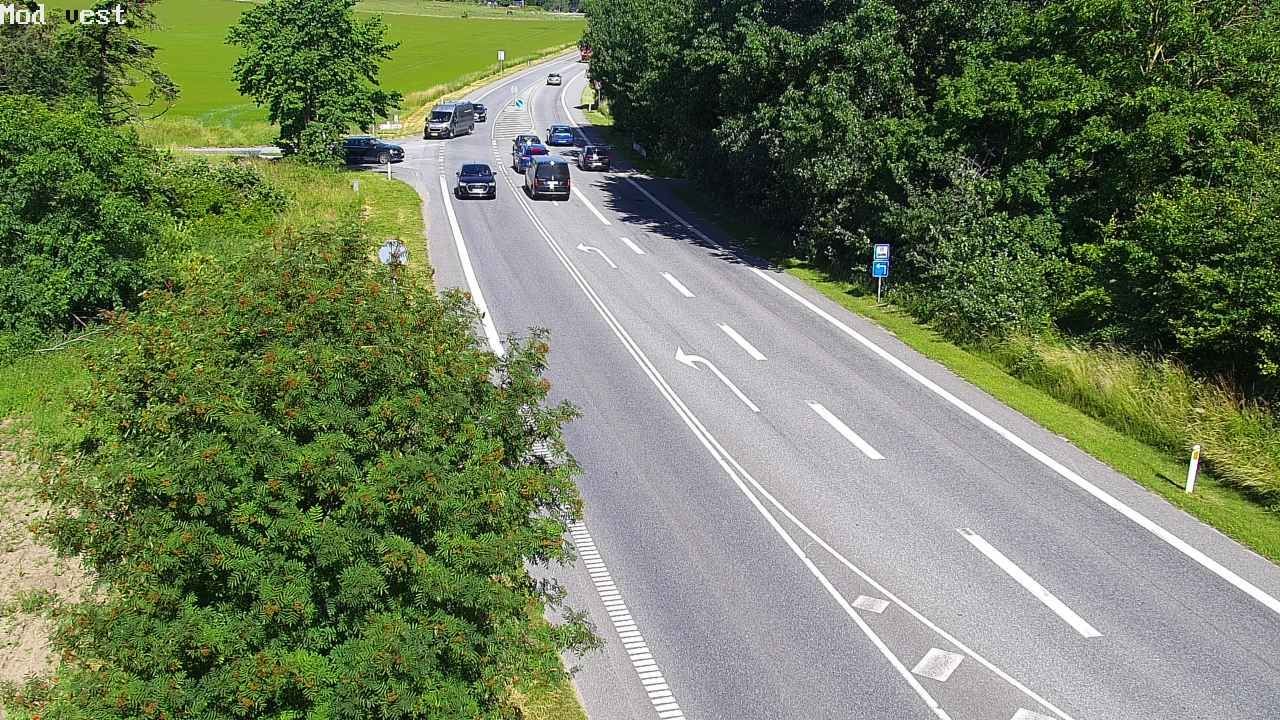 Traffic Cam Olsted › West: Ølsted - V