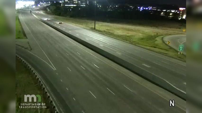 Traffic Cam Roseville: I-35W SB @ Co Rd C
