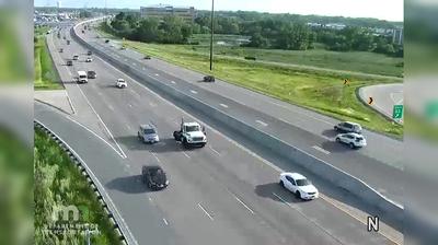 Roseville: Traffic on I-35W SB