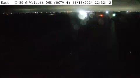 Traffic Cam Walcott: QC - I-80 - DMS (14)