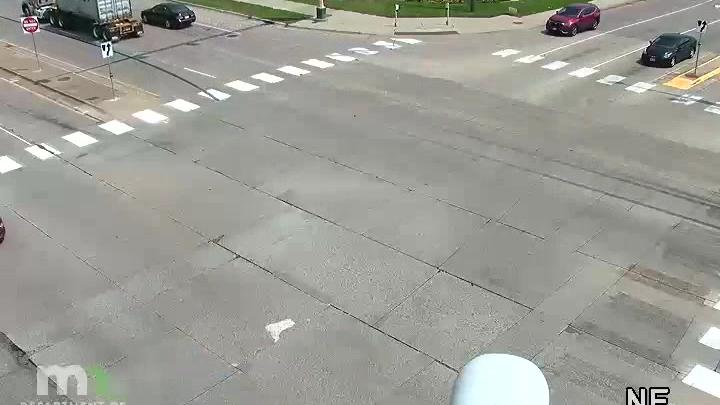 Traffic Cam Eden Prairie