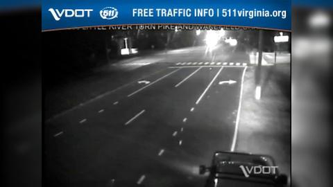 Traffic Cam Wakefield Forest: VA-236 - MM 4.8 - EB - RT236 Little River Turn Pike and Wakefield Chapel RD