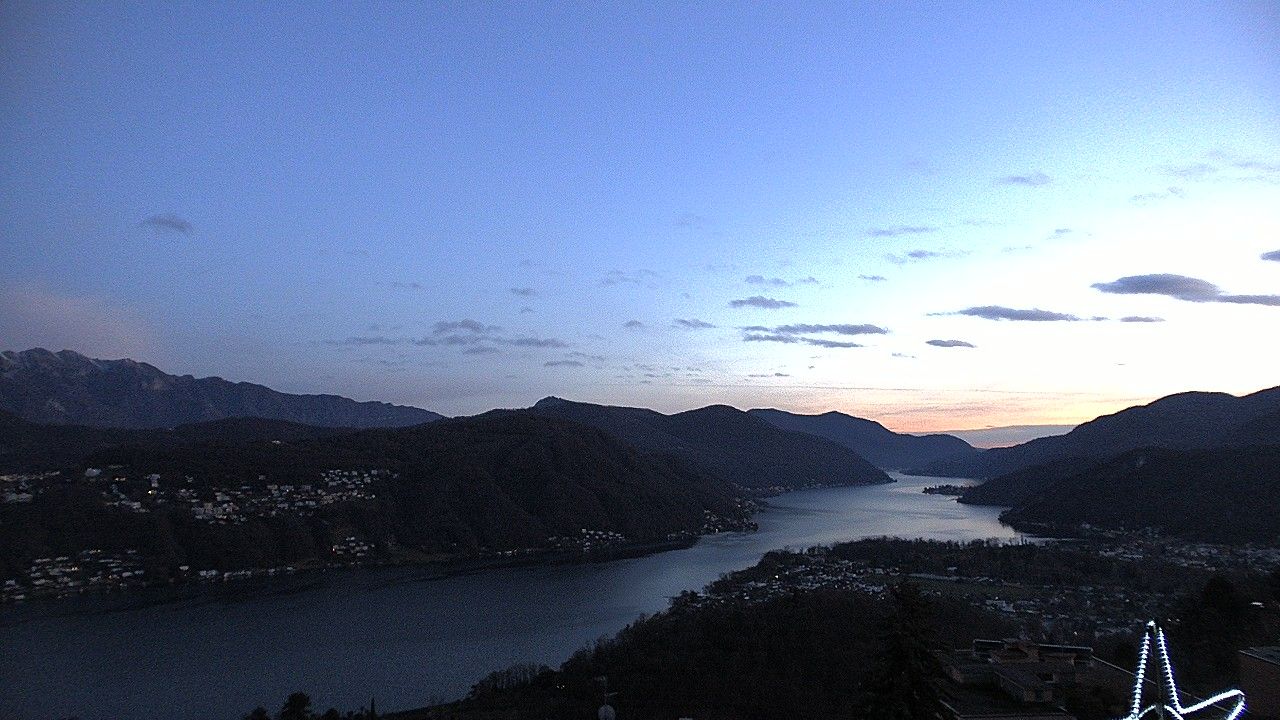 Vernate: Il Lago di Lugano da - Ticino (Svizzera)