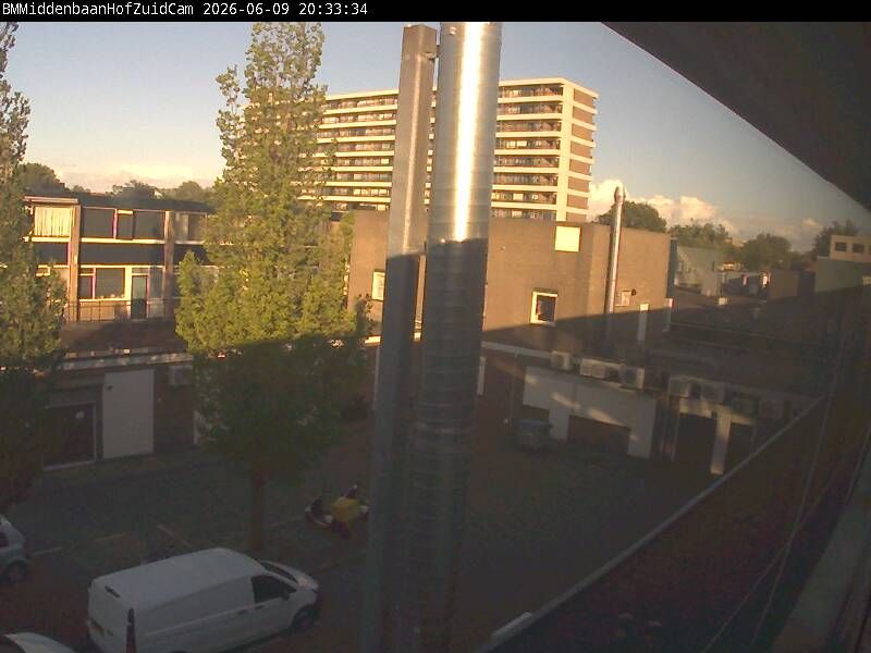 Hoogvliet Rotterdam: Barry's Middenbaan Hof - WebCam