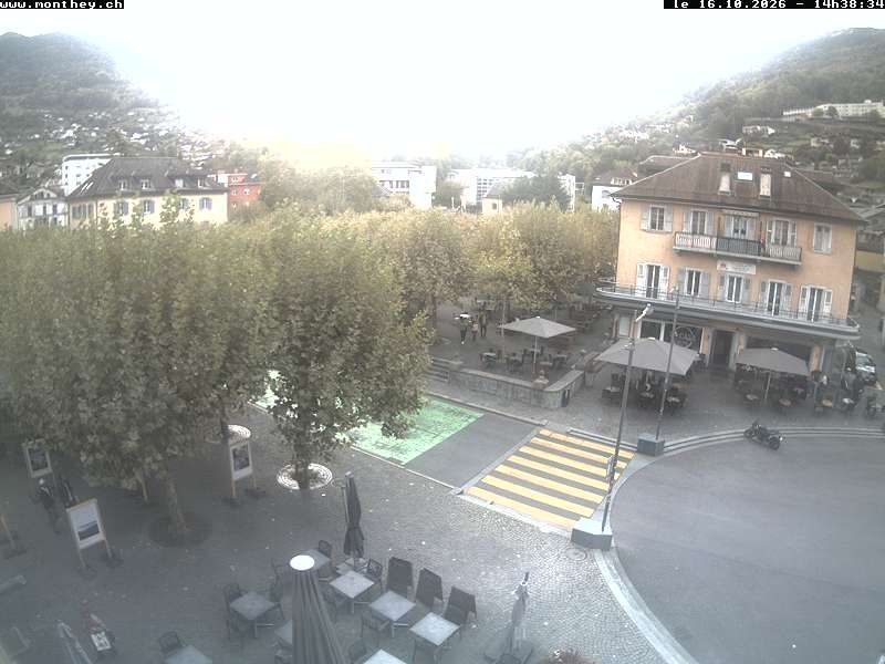 Monthey › Südwesten: Apéro folklorique montheysan - Place Centrale