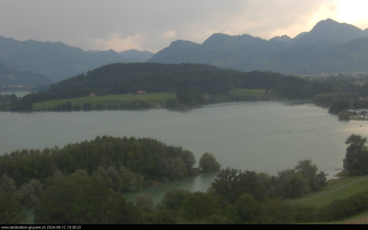 Pont-en-Ogoz: Lac de Gruyère