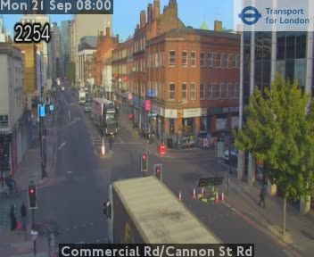 Traffic Cam London: Commercial Rd/Cannon St Rd