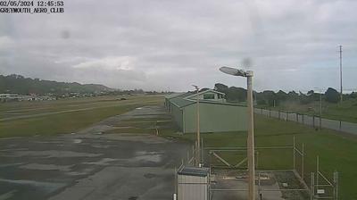 Daylight webcam view from Greymouth: Greymouth Airport