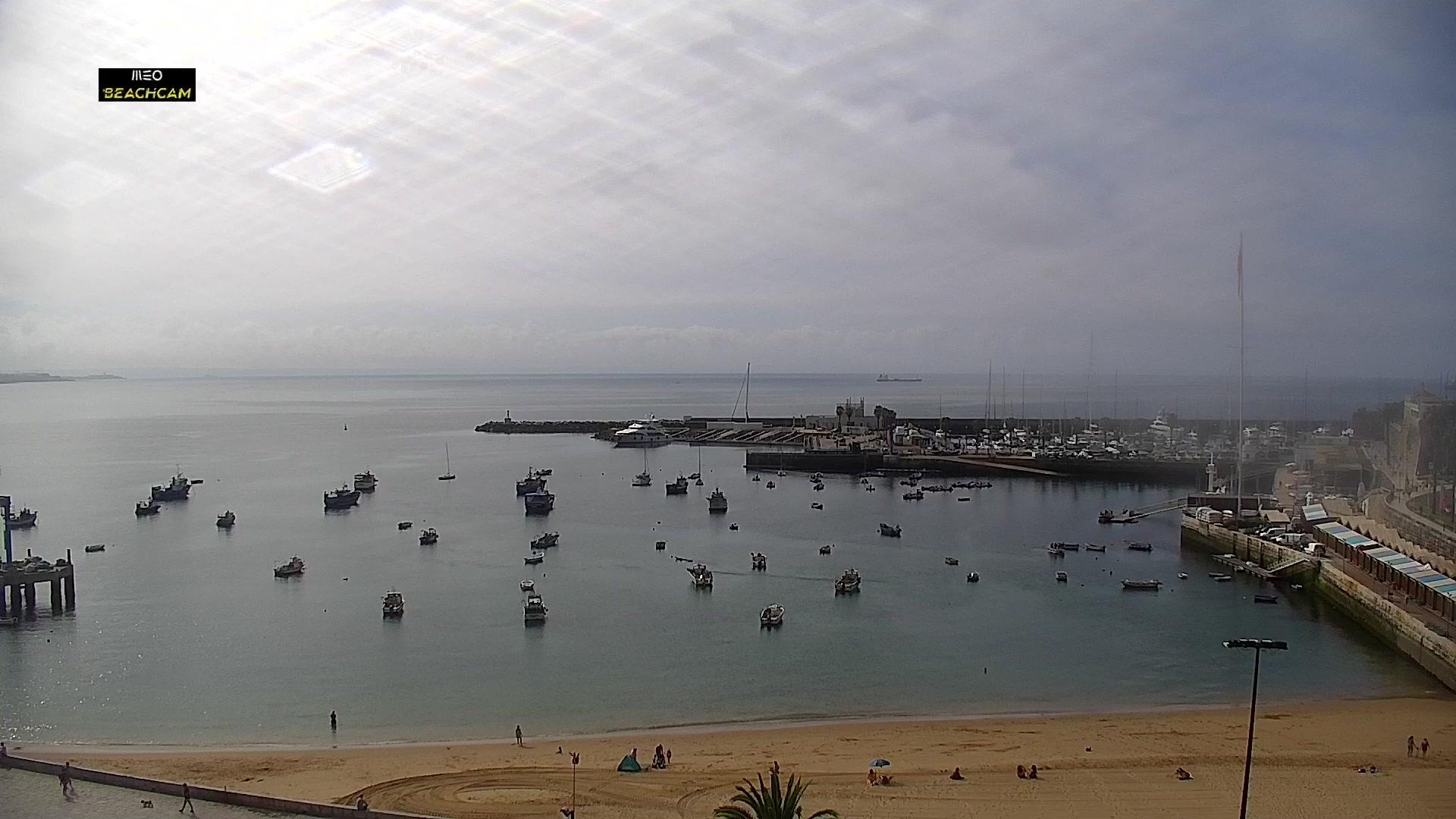Cascais Beach: Coastal Vistas & Weather Webcam