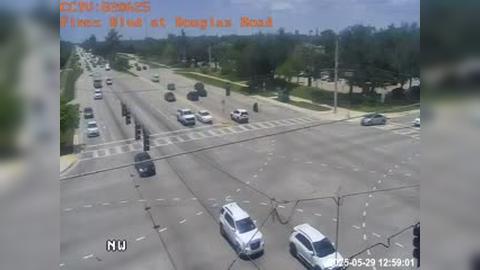 Traffic Cam Pembroke Pines: Pines Blvd at Douglas Road