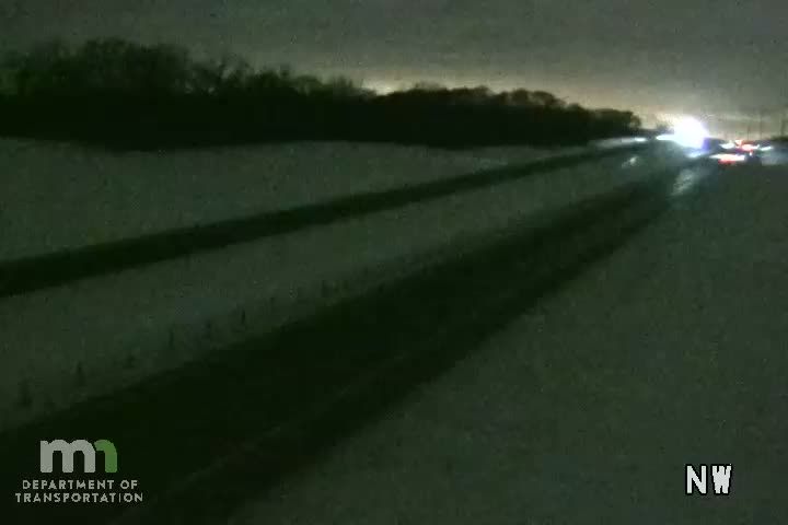 Traffic Cam New Trier: T.H.52 NB @ Goodwin Ave (MP 102.5)