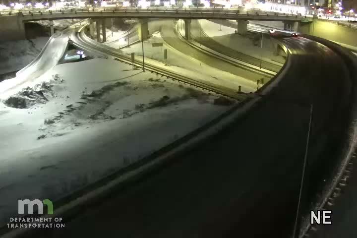 Traffic Cam St. Paul: I- EB @ John Ireland Blvd