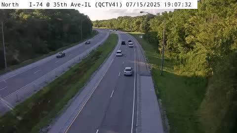 Traffic Cam Moline: QC - I-74 @ 35th Ave-IL (41)