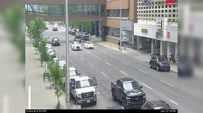 5 Ave & 5 St SW Traffic
