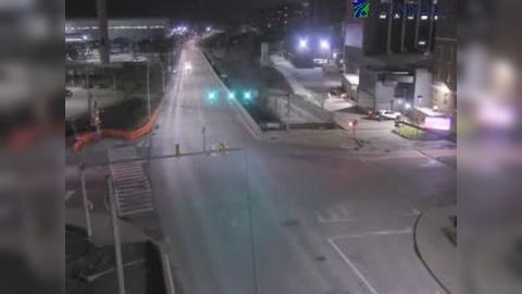 Traffic Cam Erie: BAYFRONT PARKWAY @ STATE ST