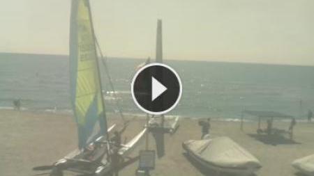 Traffic Cam Forte dei Marmi: Yachting Club Versilia