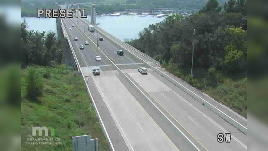 Traffic Cam Oak Park Heights: MN 36: T.H.36 EB @ WI T.H.