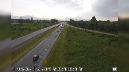 Traffic Cam Royalton: I-865: 1-065-128-8-2 I-865