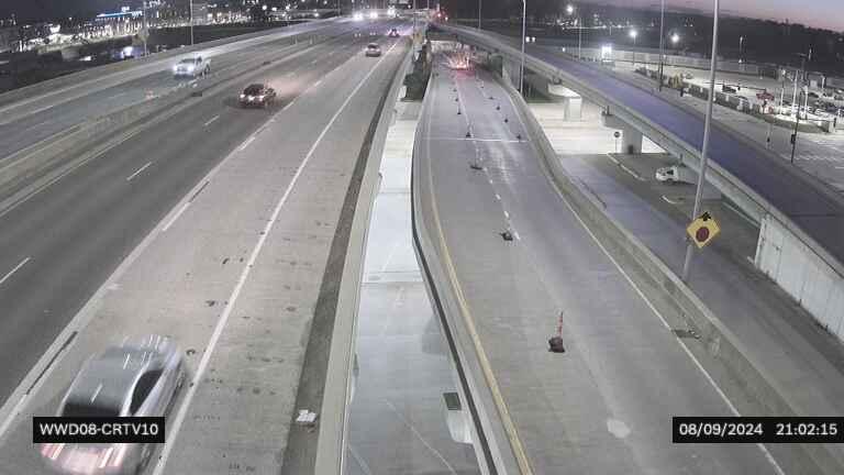 Traffic Cam Cedar Rapids: WWD - I-380 @ 1st St E of River (08)