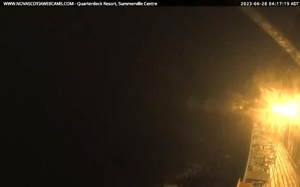Traffic Cam Summerville Centre › South-West: Quarterdeck Resort