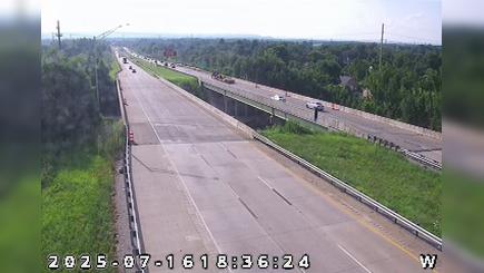 Traffic Cam Watson: I-265: 1-265-008-6-2 CHARLESTOWN PIKE