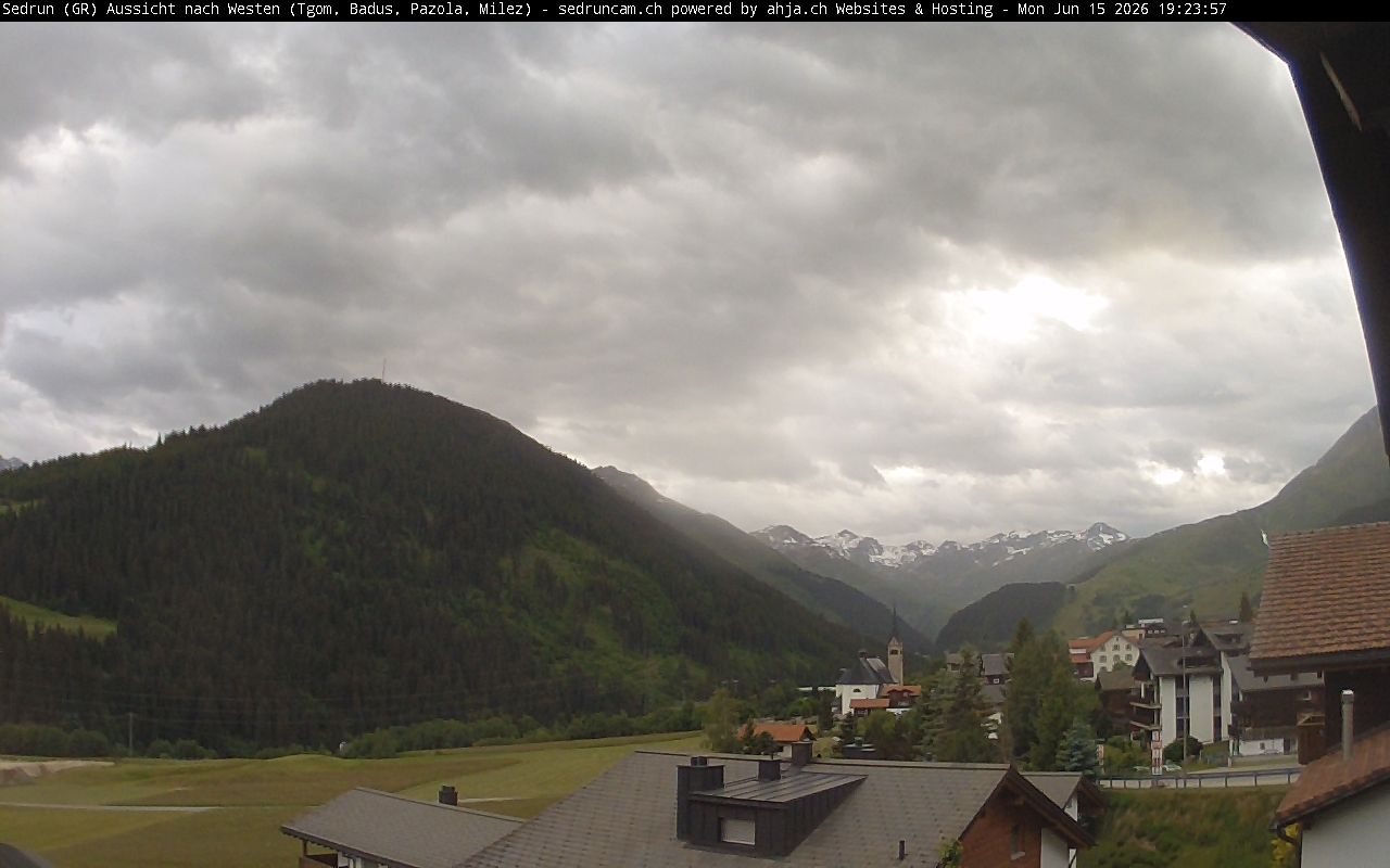 Sedrun: Tujetsch - Dieni - Milez - Cuolm Val - Crispalt Pign - Cavradi - Pazolastock - Piz Tuma - Piz Badus