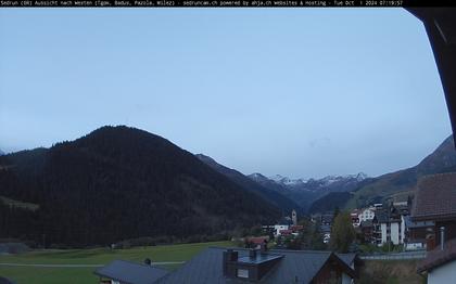 Sedrun: Tujetsch - Dieni - Milez - Cuolm Val - Crispalt Pign - Cavradi - Pazolastock - Piz Tuma - Piz Badus