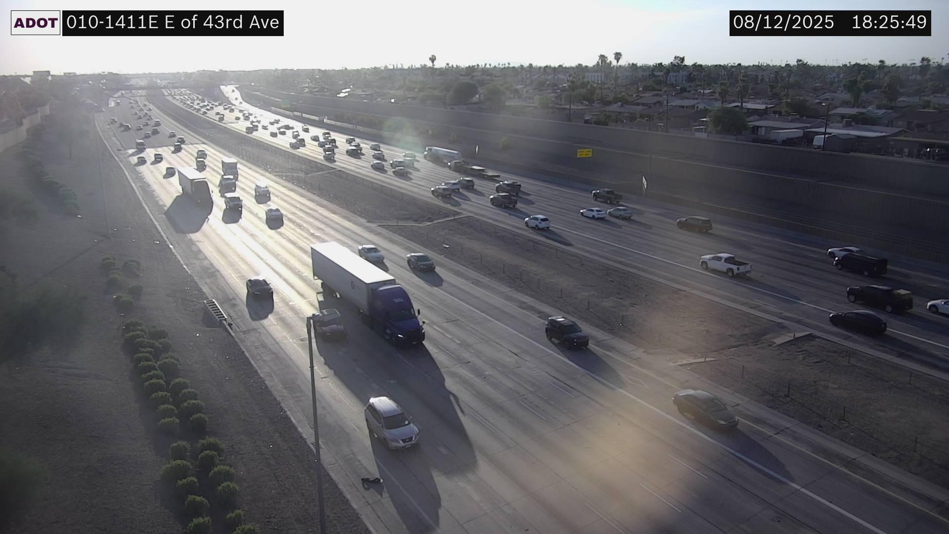 Traffic Cam Phoenix: I-10W and 43rd Ave