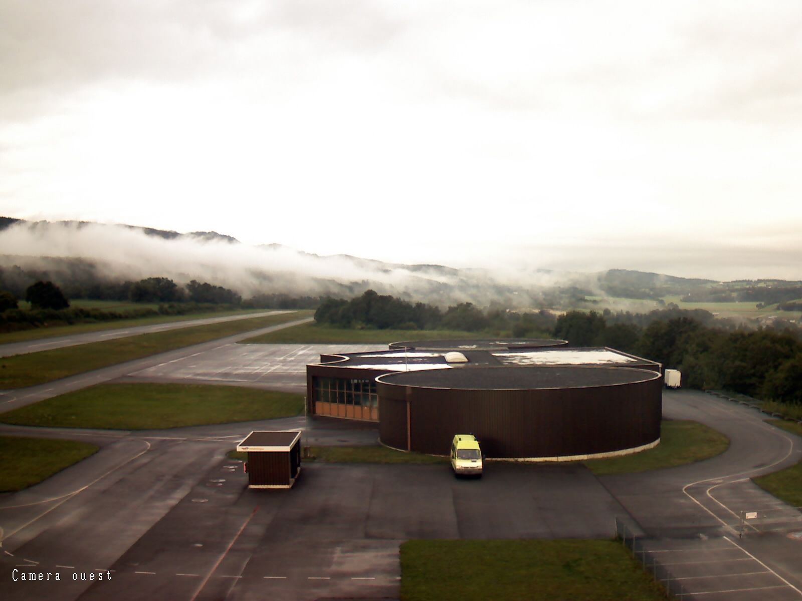 Fontenais: Airfield Bressaucourt