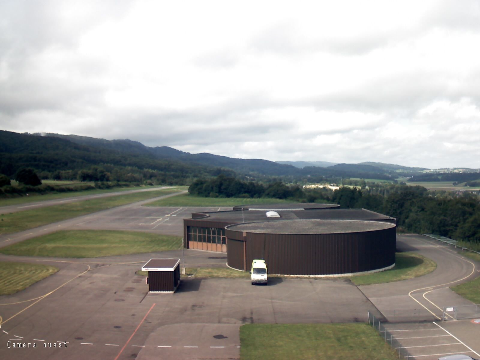 Fontenais: Airfield Bressaucourt