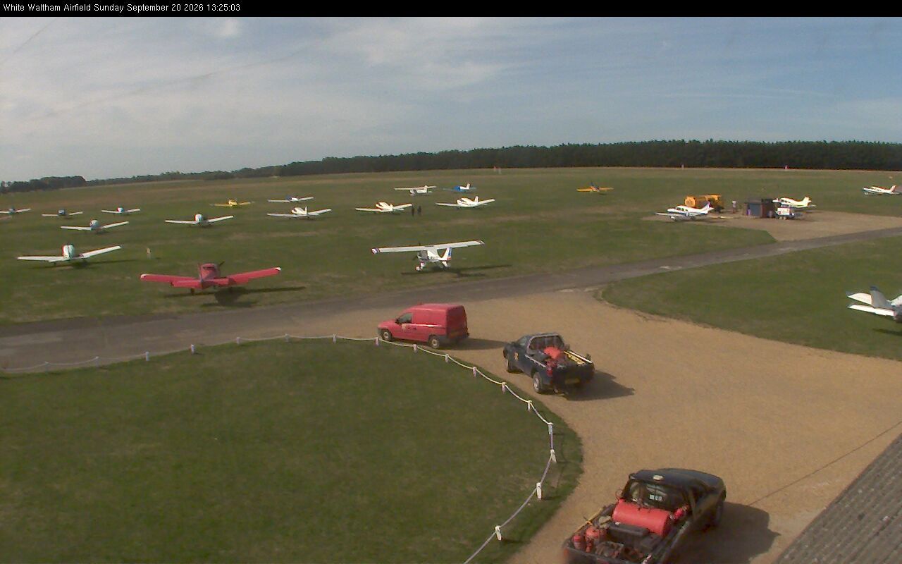 Traffic Cam White Waltham: White Waltham Airfield
