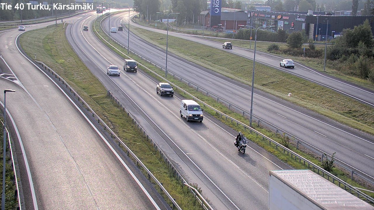 Traffic Cam Turku: Tie - Kärsämäki - Tie 40 Helsinkiin