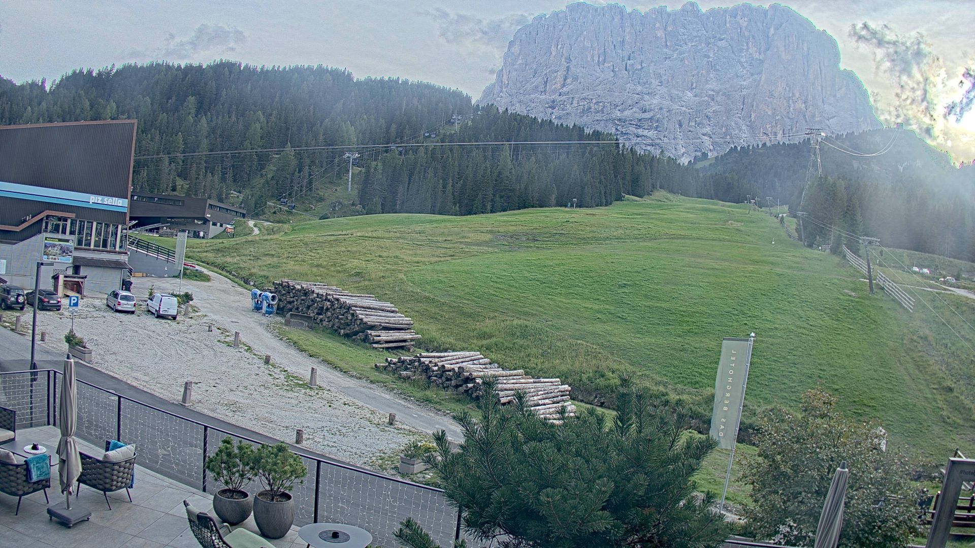 Traffic Cam Campitello di Fassa: Plan de Gralba