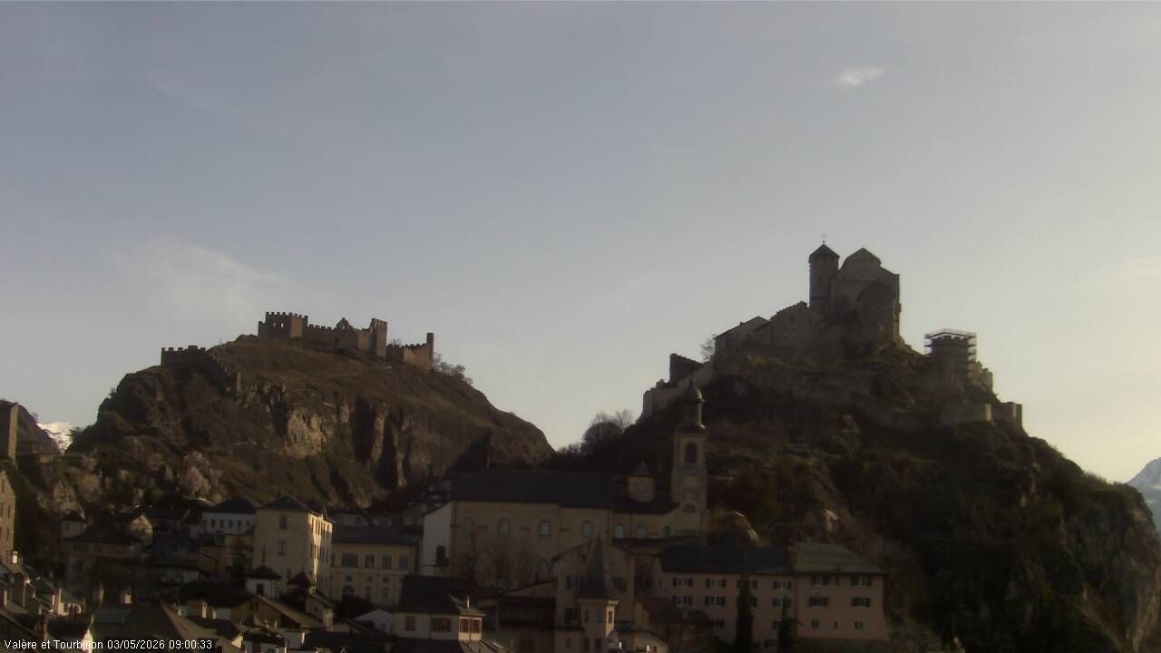 Sitten: Vue sur Valère et Tourbillon