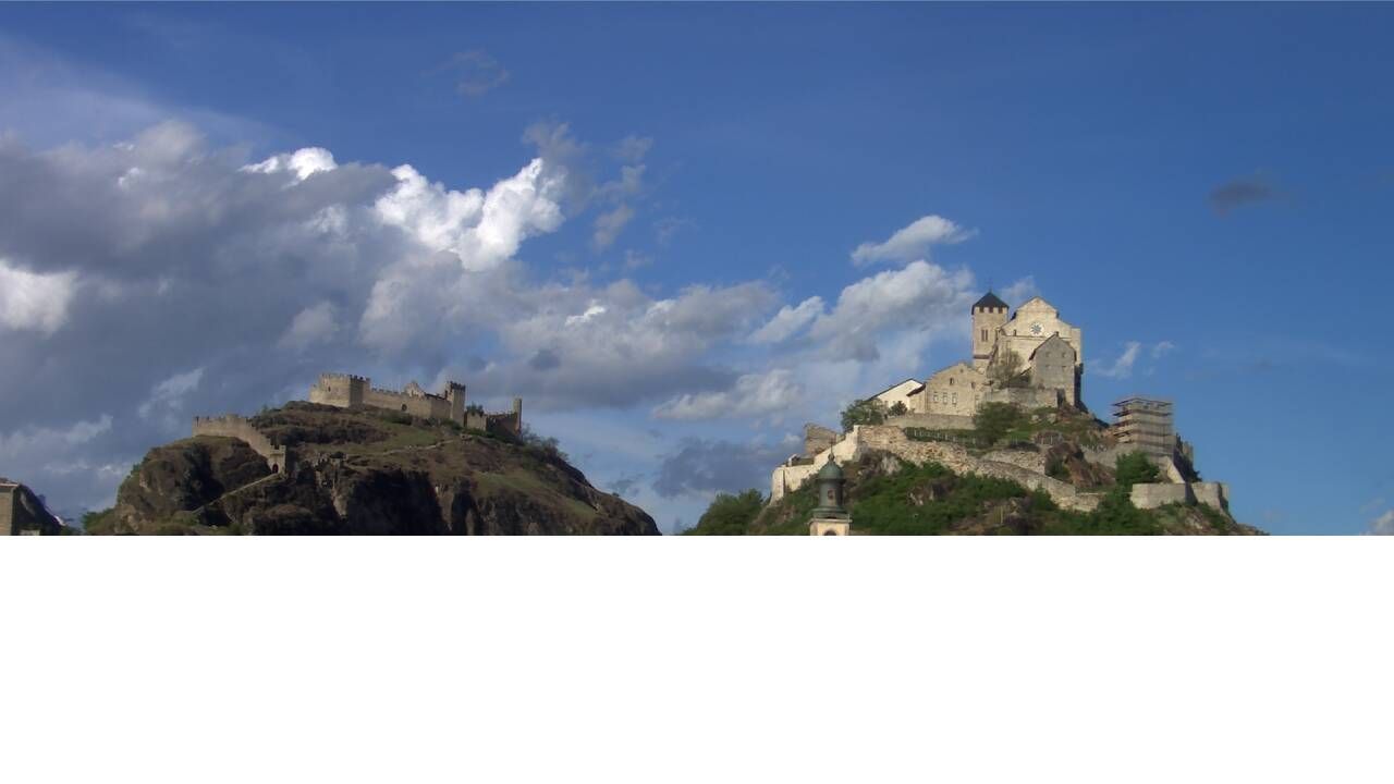 Sitten: Vue sur Valère et Tourbillon