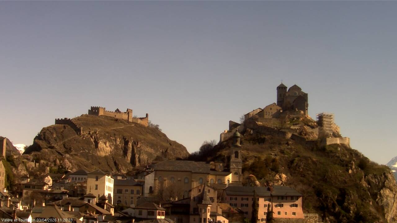 Sitten: Vue sur Valère et Tourbillon