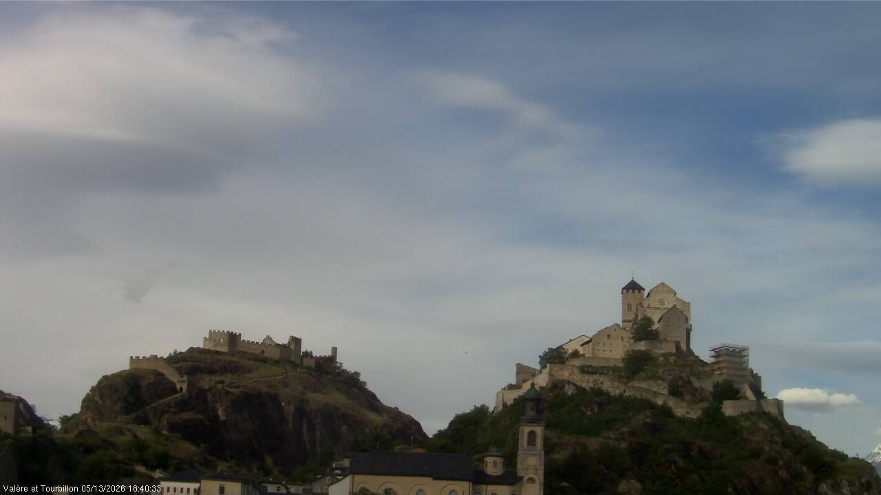 Sitten: Vue sur Valère et Tourbillon