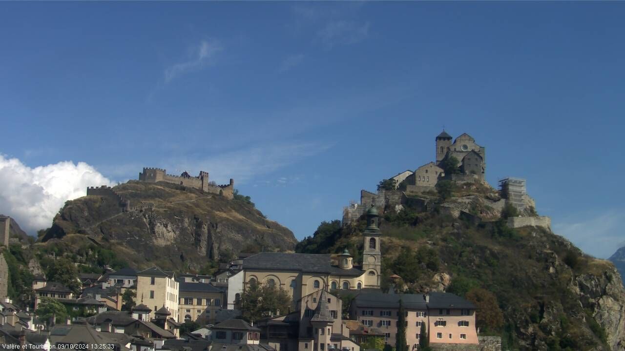 Sitten: Vue sur Valère et Tourbillon