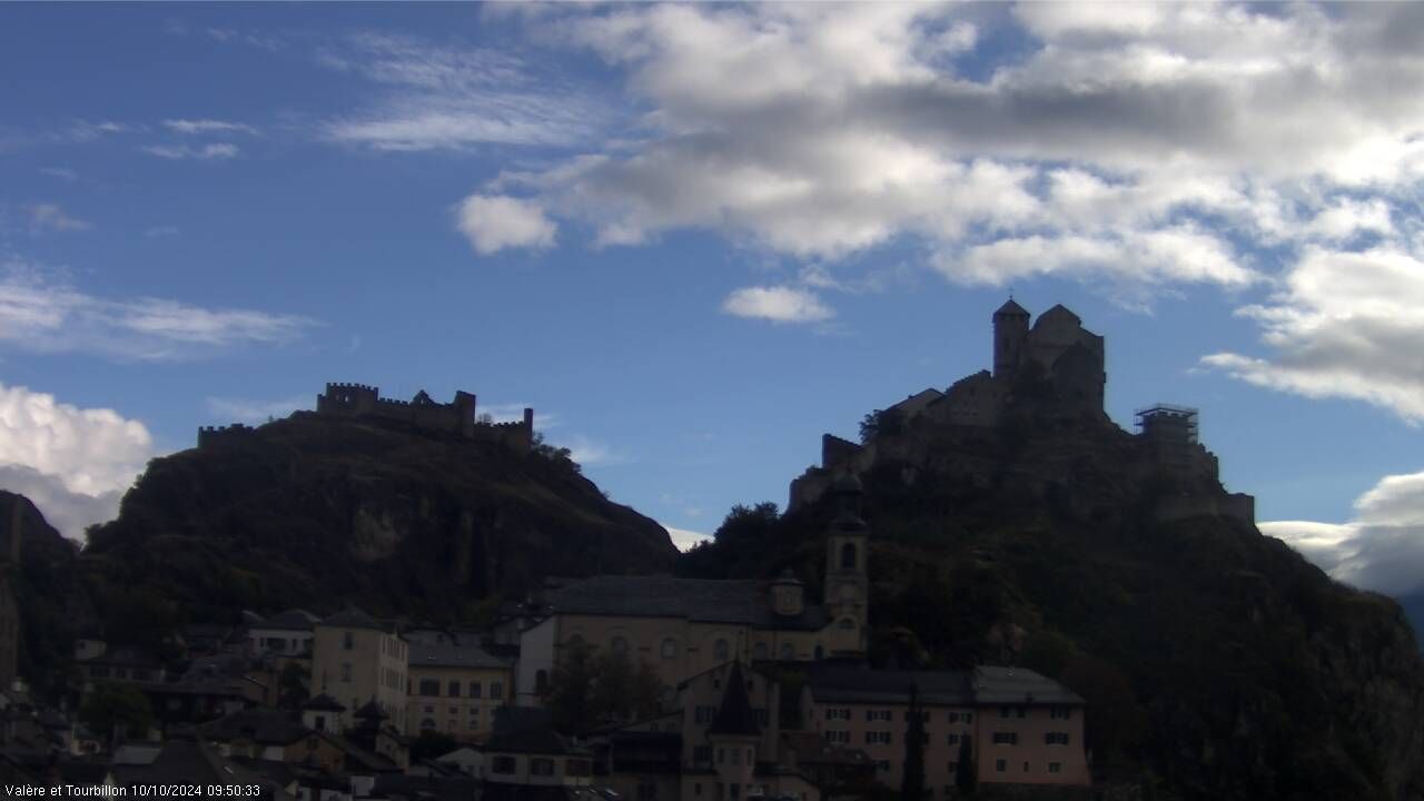 Sitten: Vue sur Valère et Tourbillon