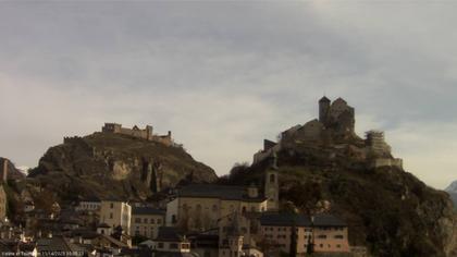 Sitten: Vue sur Valère et Tourbillon