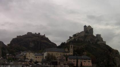 Sitten: Vue sur Valère et Tourbillon