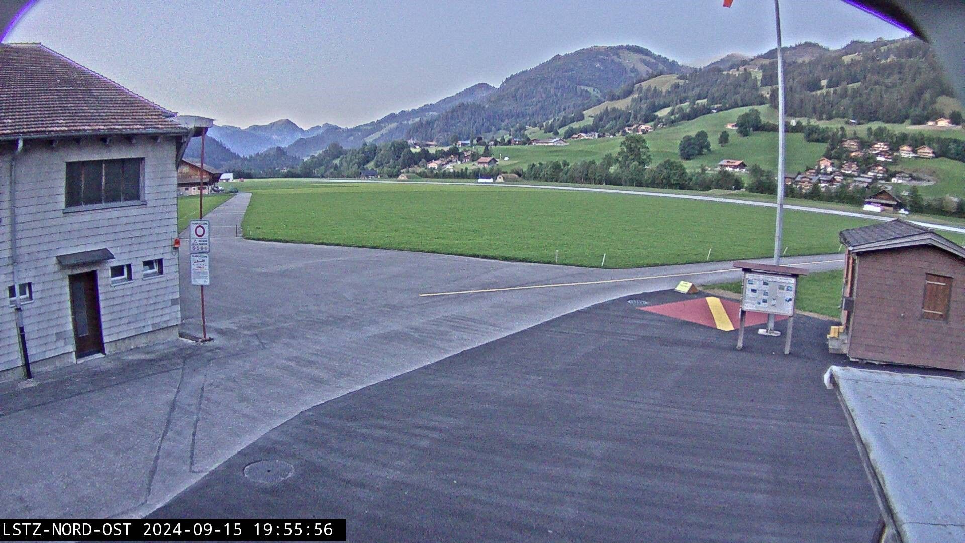 Zweisimmen › Ost: Flugplatzgenossenschaft Zweisimmen