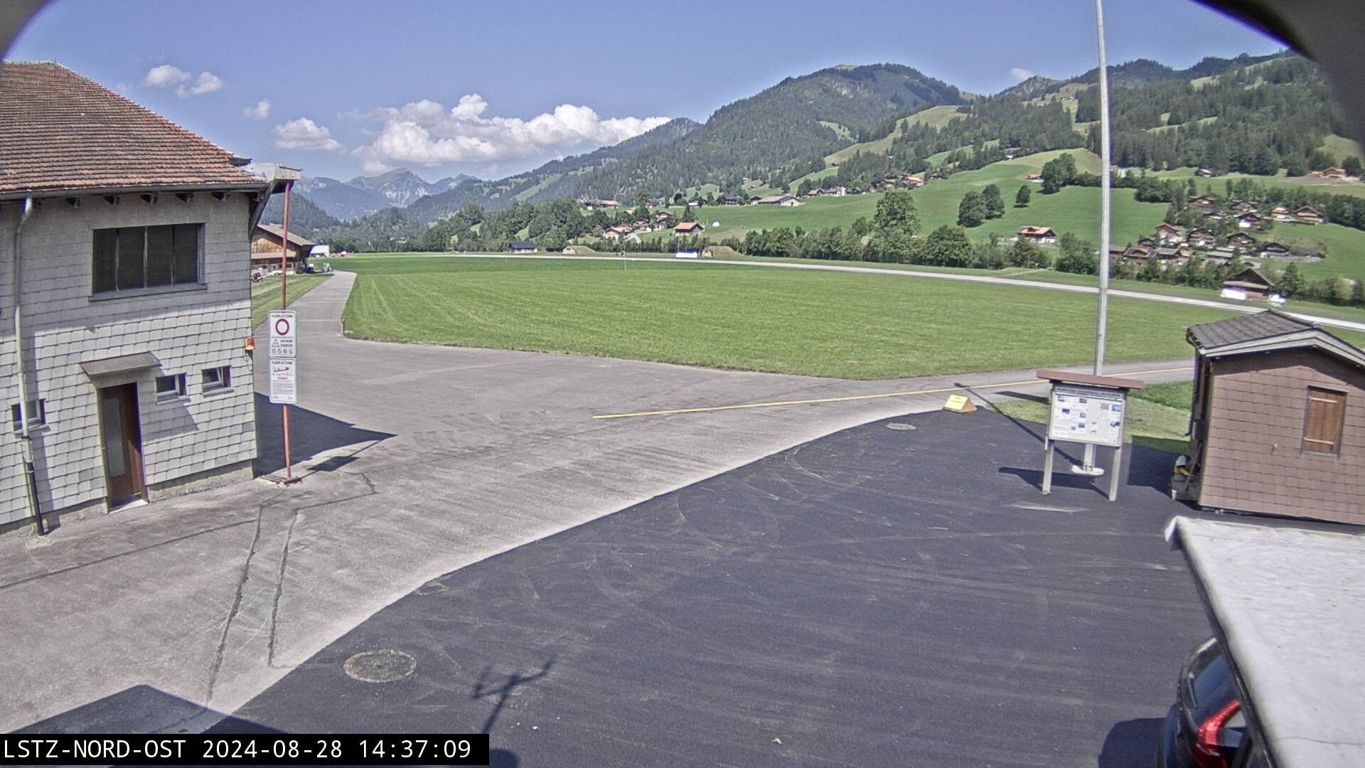 Zweisimmen › Ost: Flugplatzgenossenschaft Zweisimmen