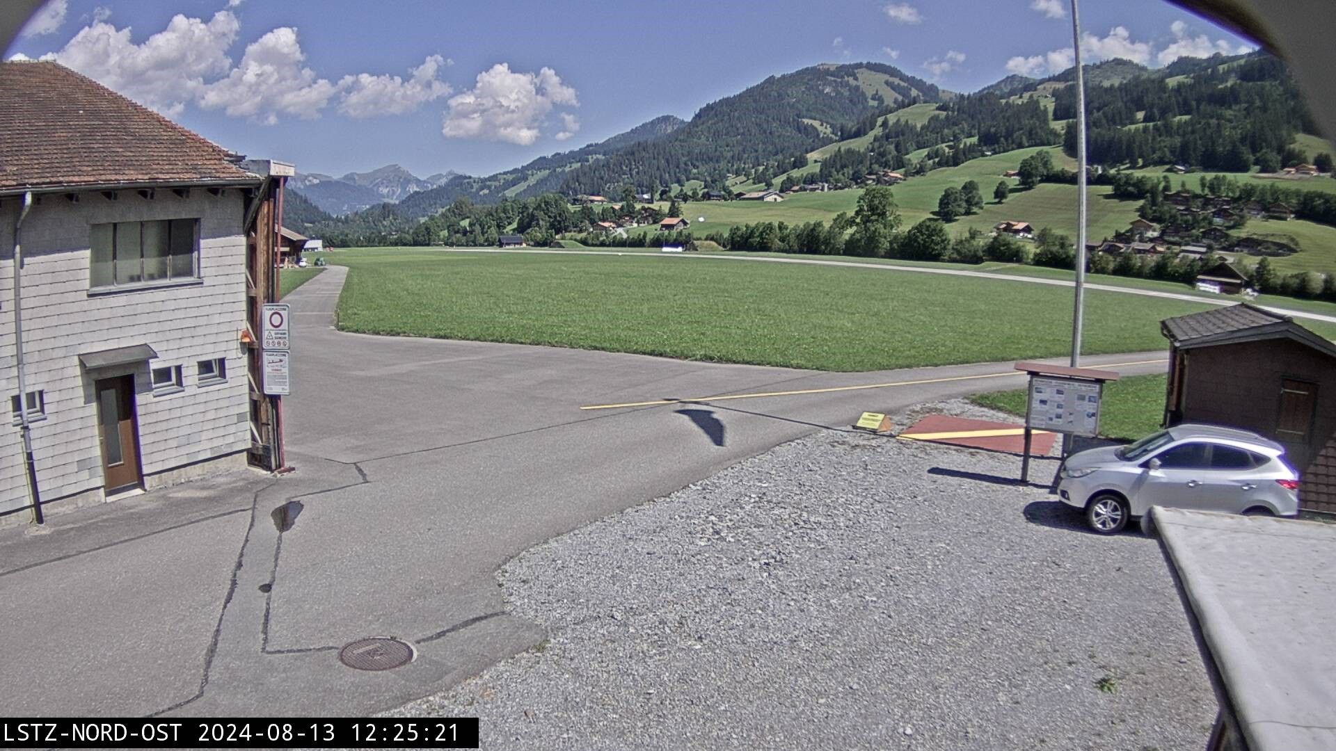 Zweisimmen › Ost: Flugplatzgenossenschaft Zweisimmen