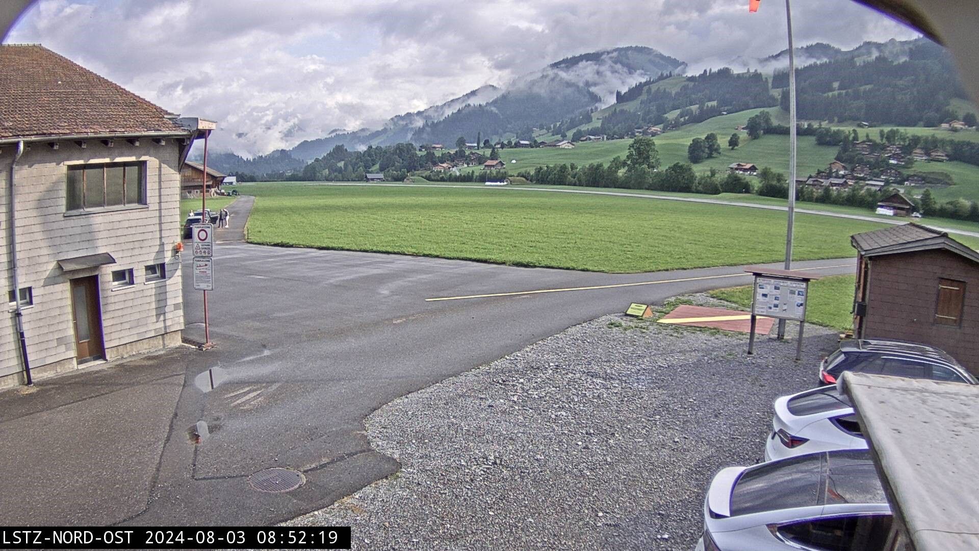 Zweisimmen › Ost: Flugplatzgenossenschaft Zweisimmen